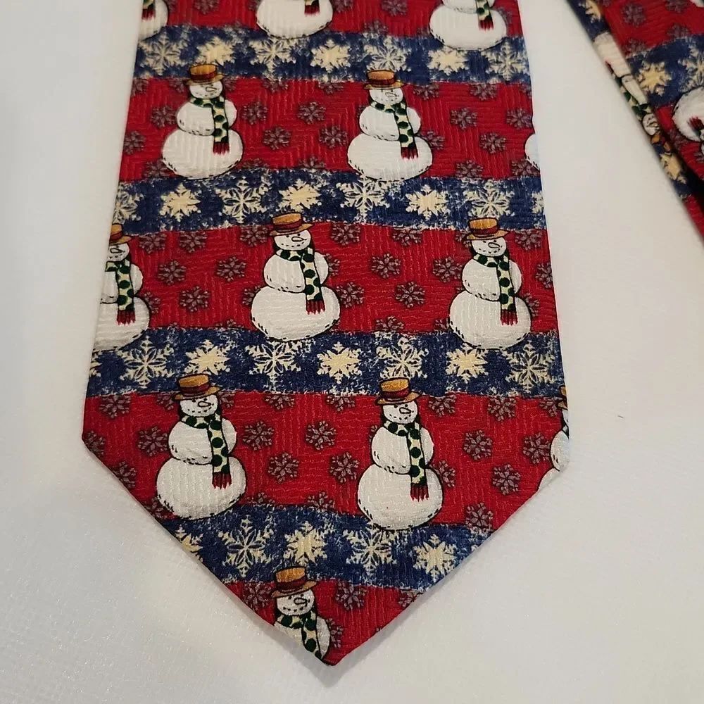 FN Christmas Snowman Tie